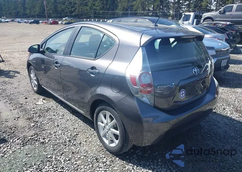 2012 Toyota Prius C Three z USA, uszkodzony, nr VIN JTDKDTB33C1504420